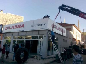 Bayburt Lassa Kılıç Otomotiv Tabelası (2)
